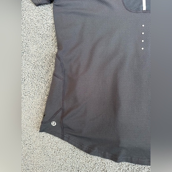 Mens Lululemon Run: Light As Air Performance Short Sleeve Shirt Black Size XL - Picture 7 of 8
